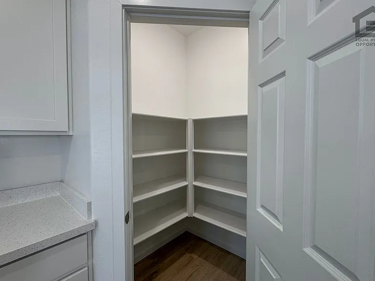 18236 W Avenida Del Sol — Photo 14