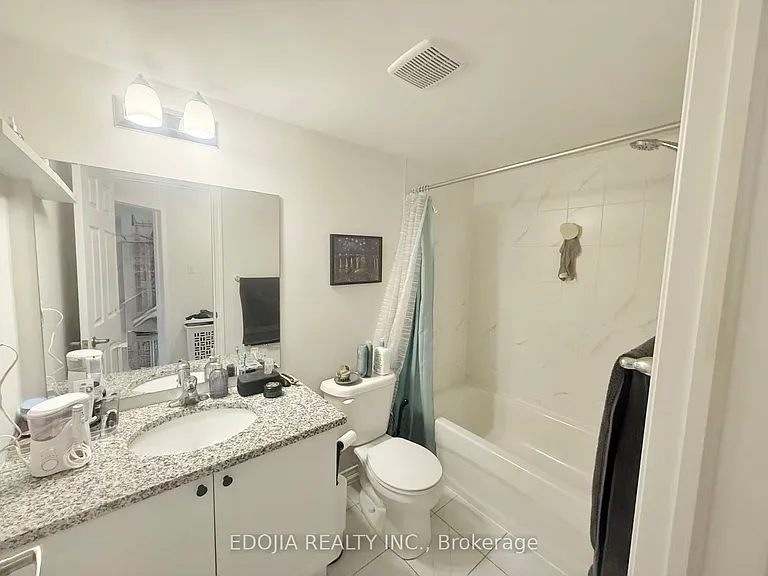 20 Woodstream Dr #3 — Photo 9