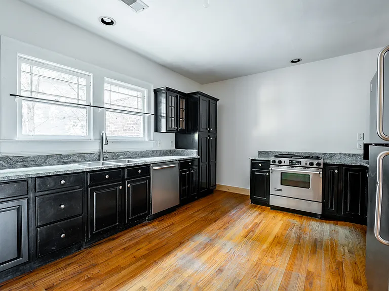 195 Flora Ave NE — Photo 12