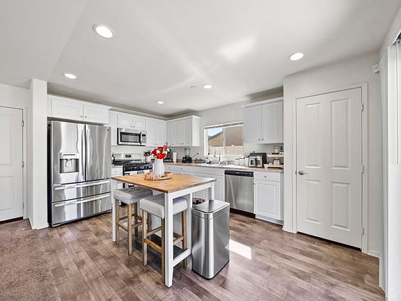 4th image of 29483 Beeler Rd