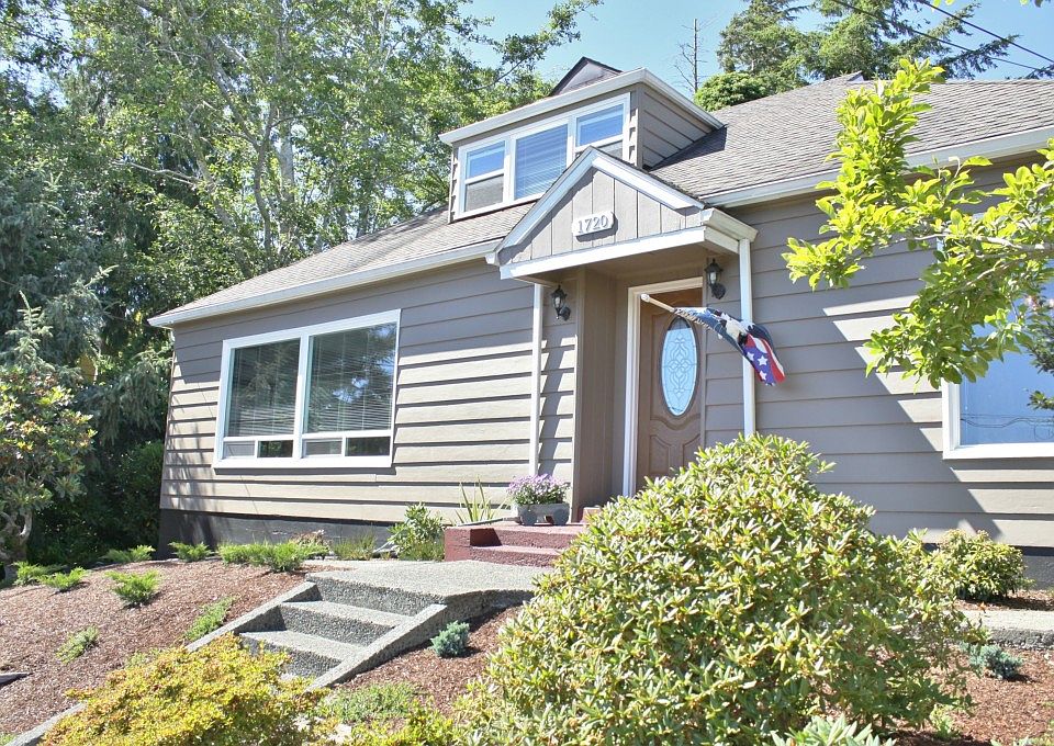 1st image of 1720 W 7th St