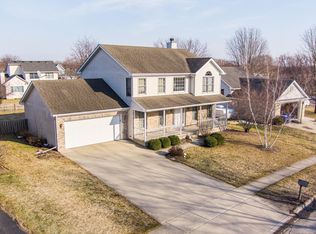 1022 Fox Holw, Dekalb, IL 60115