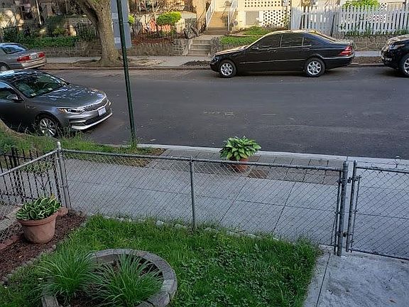 Orren St Yard and Neighbors Home
