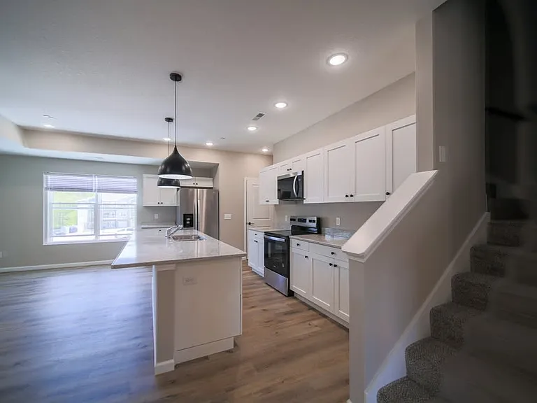 1210 Devils Glen Rd — Photo 41