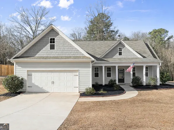 195 Cedar Dr, Pendergrass, GA 30567