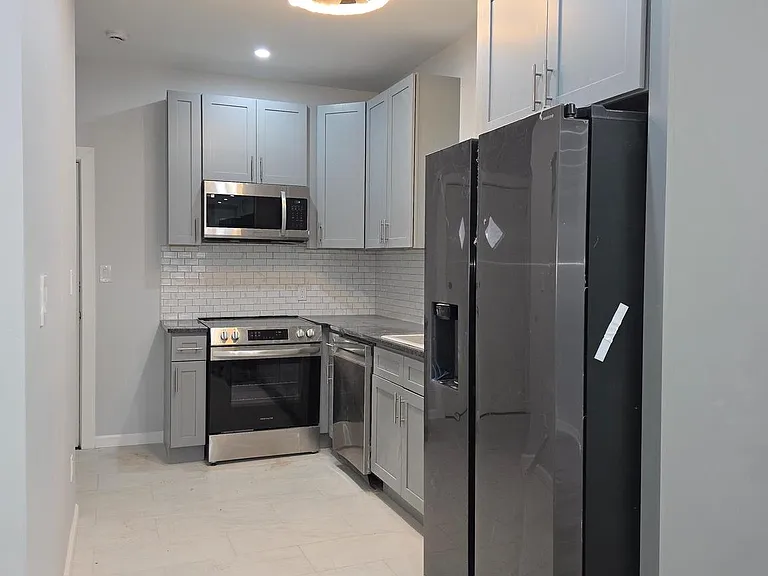 1214 S 56th St — Photo 3
