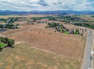 1022 Country Ln, Gardnerville, NV 89460