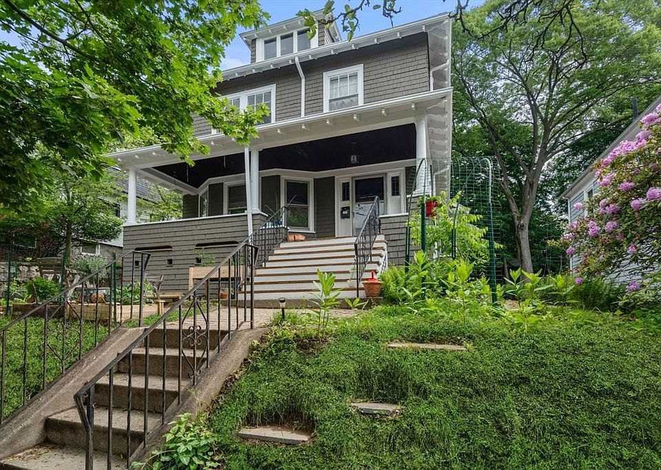 1st image of 51 Manthorne Rd