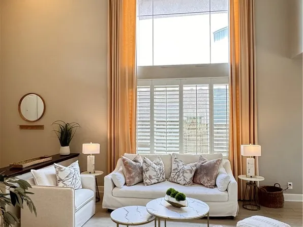 11080 Hiskey Ln, Tustin, CA 92782