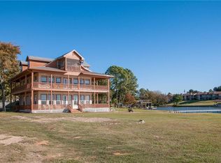 106 Jim St, Gun Barrel City, TX 75156