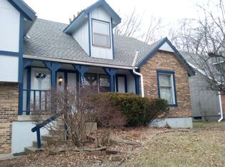 10230 Caenen Lake Rd, Lenexa, KS 66215