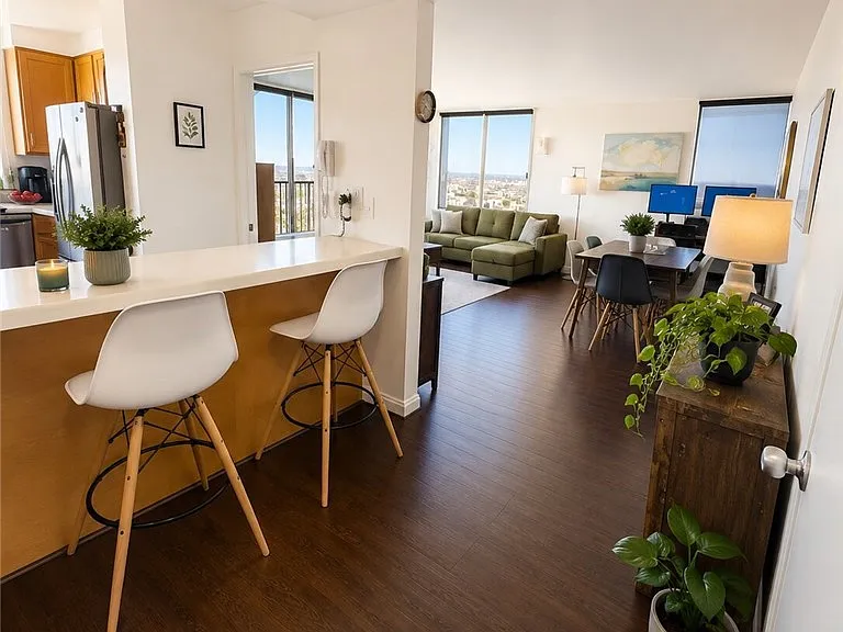 2170 Century Park E #1601 — Photo 10