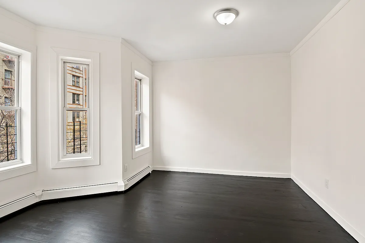 Building Photo - 2308 Morris Ave #2