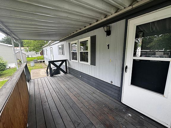 2nd image of 1 Estates Ln