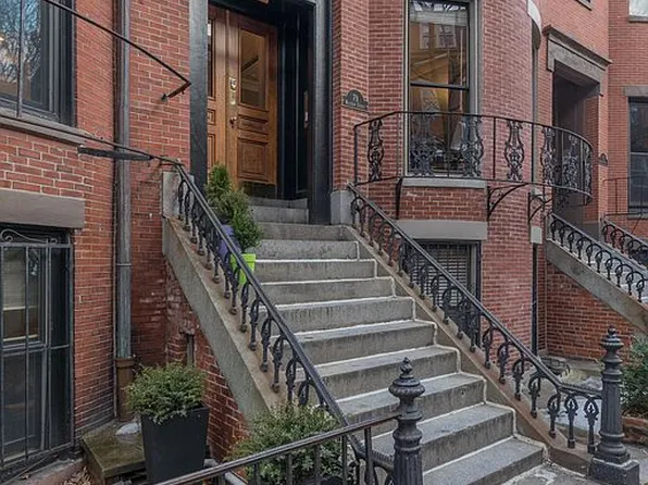 79 Waltham St #2, Boston, MA 02118