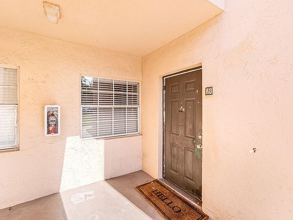2nd image of 751 Cypress Lane #B7