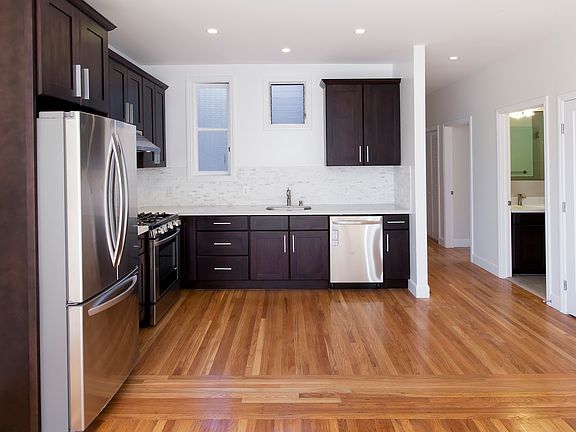 3rd image of 1370 Taylor St APT 9