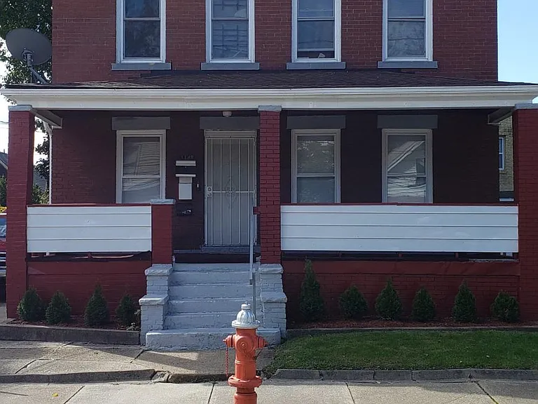 1148 E 63rd St — Photo 1