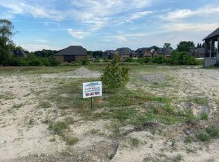 14138 Autumn Creek Dr, Shelby Township, MI 48315