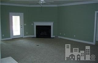 4th image of 206 Silver Loop Creek