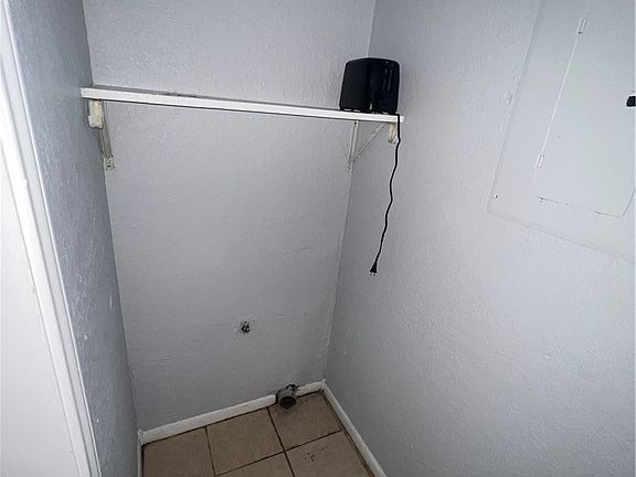 5th image of 7202 The Mansions Dr #I1