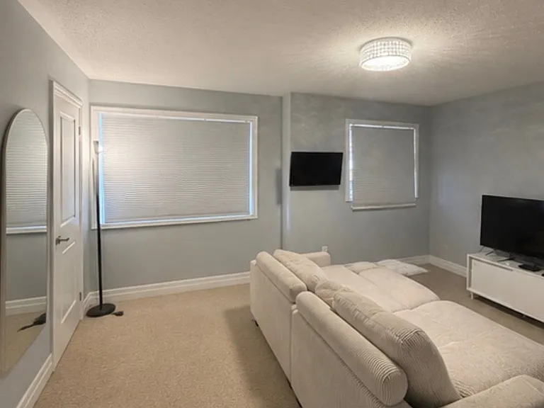 35 Lundigan Dr — Photo 4