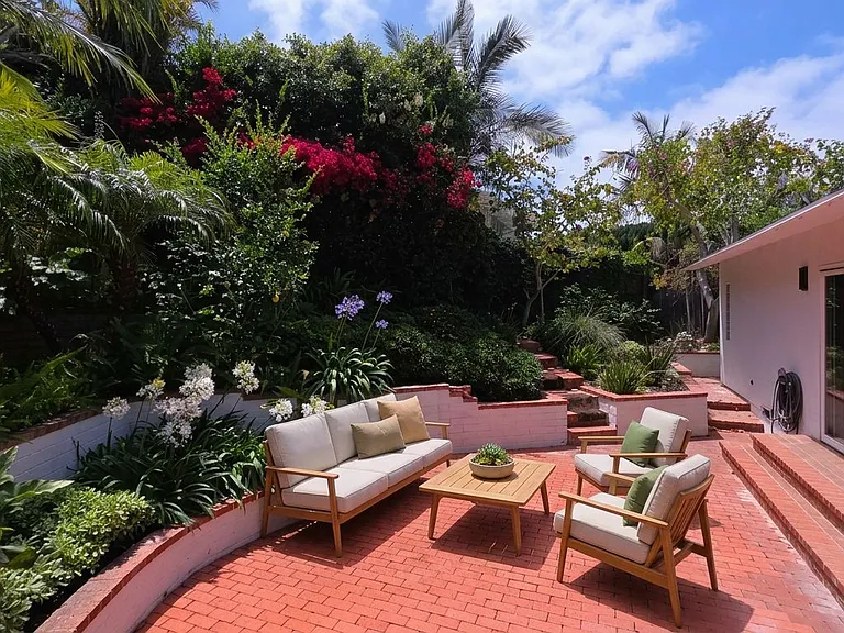 7920 Avenida Alamar — Photo 36