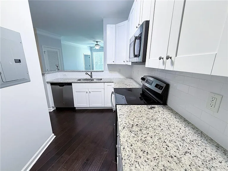 10 Perimeter Summit Blvd NE #4343 — Photo 7