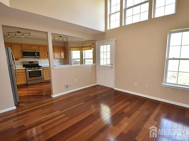 47 Jared Dr — Photo 7
