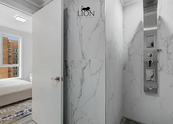 Rented by The Lion Real Estate | media 18