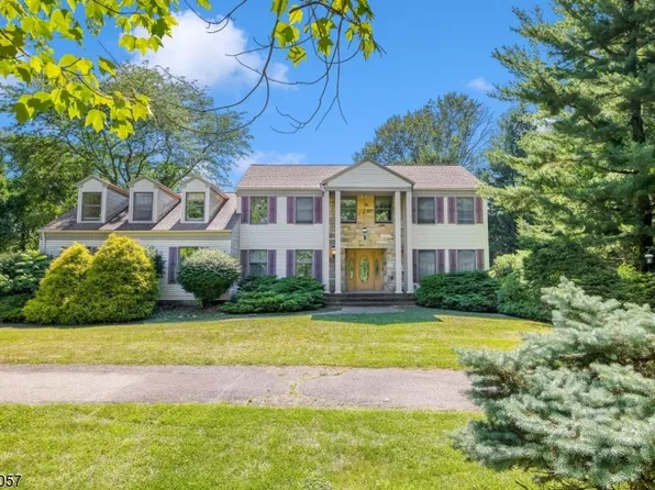 49 Glen Ridge Dr, Washington Twp., NJ 07853