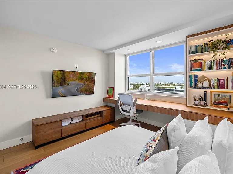650 West Ave #908 — Photo 22