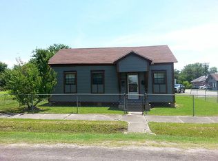 2700 8th St, Port Arthur, TX 77640