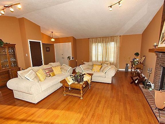 spacious yet cozy