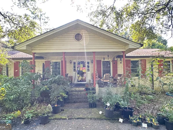 776 McBride Rd, Fayetteville, GA 30215