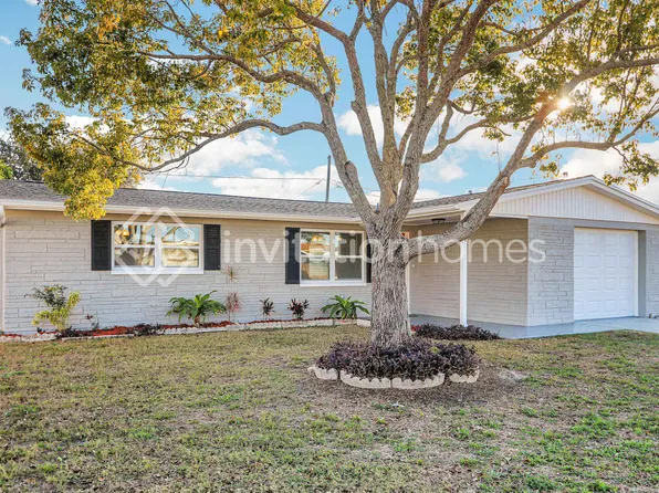 3910 Beechwood Dr, Holiday, FL 34691