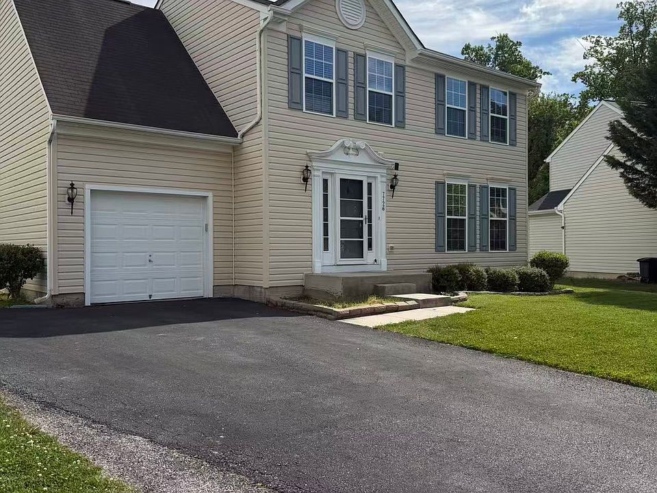 1st image of 7726 Heathers Ln