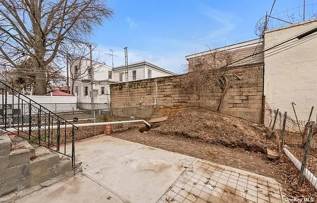 Sold by Prospes Real Estate Corp | media 26