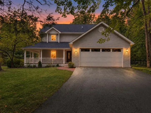 151 Dubonnet Trl, Interlochen, MI 49643