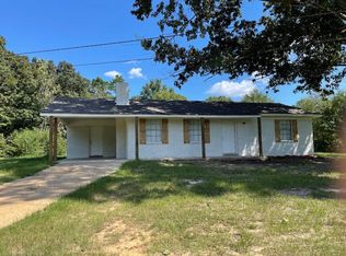 2356 Hardy Rd, Grenada, MS 38901