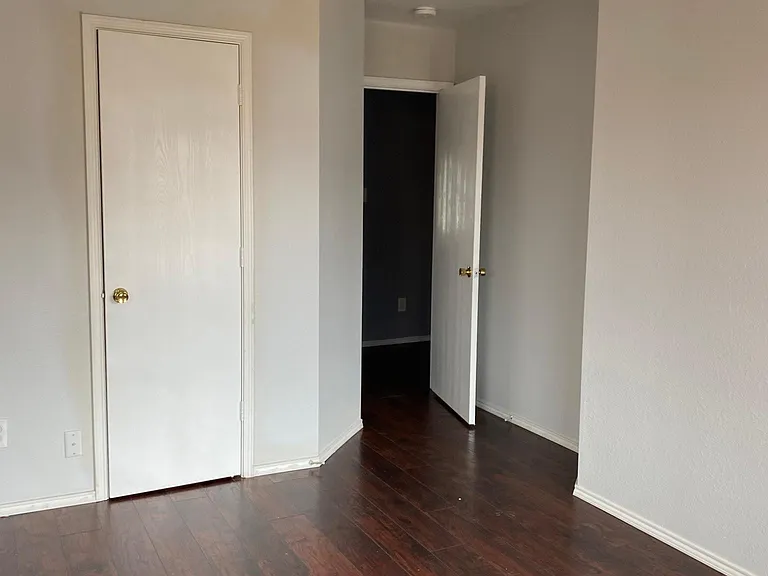 5622 Hunters Bend Ln — Photo 21