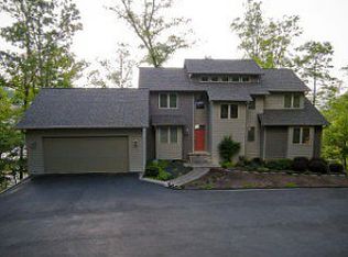 50 Virginia Key Dr, Union Hall, VA 24176