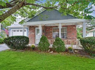 12 Bell Wood Ct, Barnegat, NJ 08005