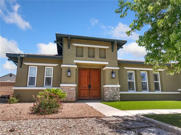 7219 Evening Star Rose Ct, Oak Hills, CA 92344