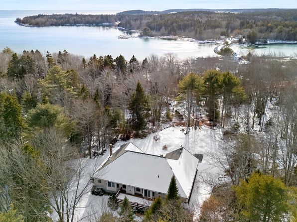18 Patricia Lane, Saint George, ME 04859