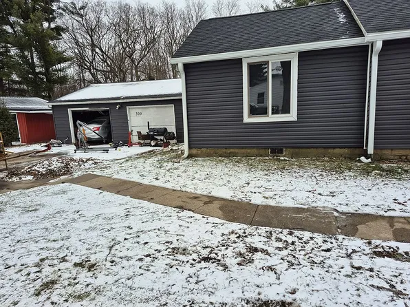 300 E 9th St, Jonesboro, IN 46938