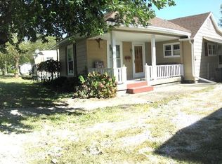 829 Arlington Ave, Bridgeport, IL 62417