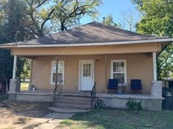 302 N 11th St, Collinsville, OK 74021