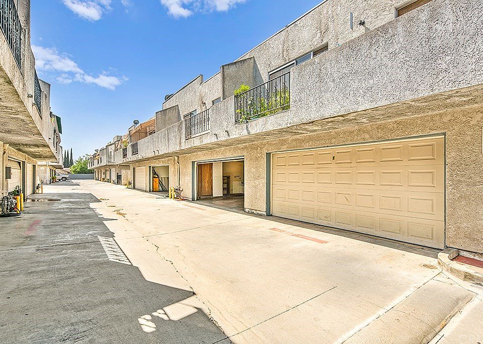 1st image of 13302 Ramona Blvd APT 2