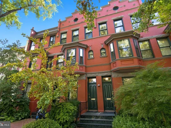 3040 R St NW APT 2, Washington, DC 20007
